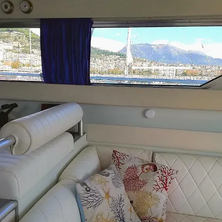 Amber Sun Boat & Breakfast