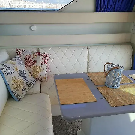 Botel Amber Sun Boat & Breakfast Salerno