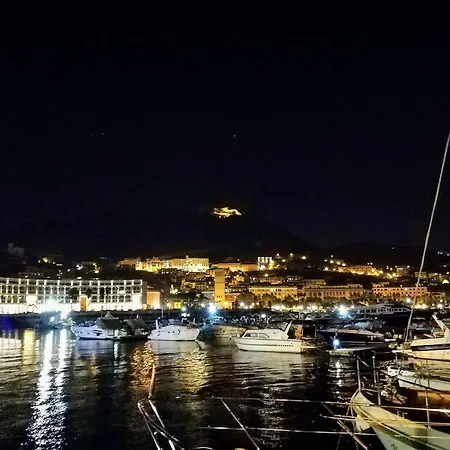 Botel Amber Sun Boat & Breakfast Salerno